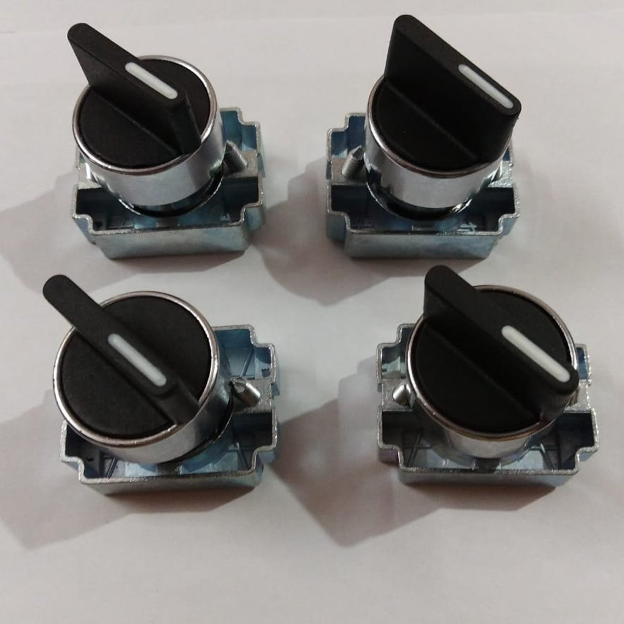 selector-spring-switch-return