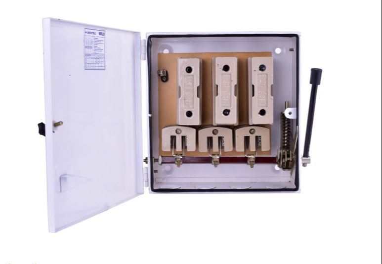 rewireable-offload-changeover-fuse-switches-1000x1000